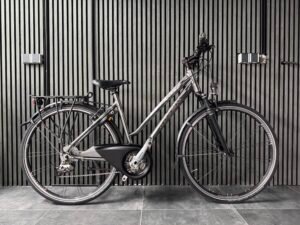 Trek	X600 27v 28 inch 50 cm	 frame Refurbished 076SZ2070A